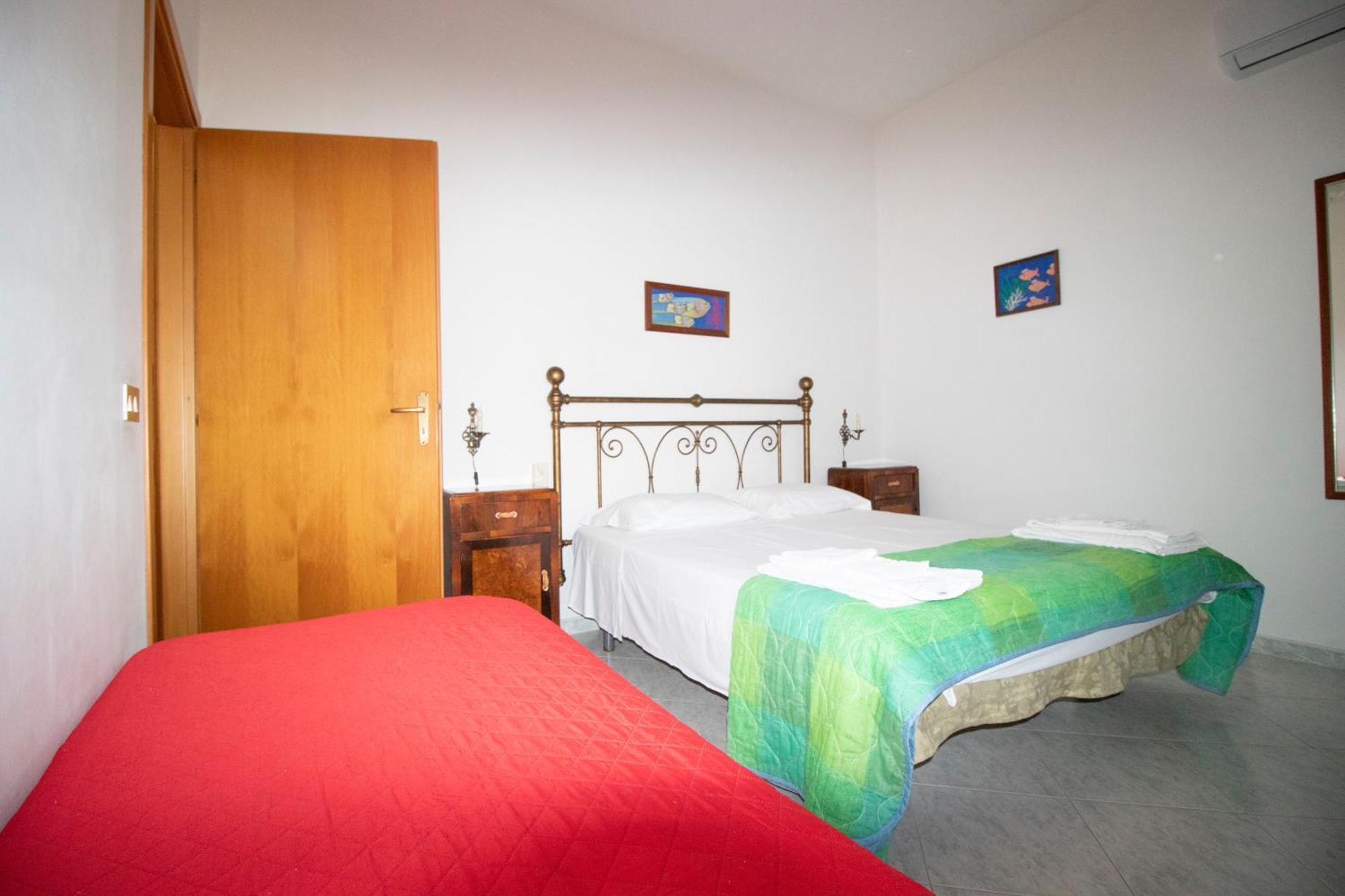 Case Vacanza Cristina Site In Antico Baglio E In Via Abruzzi N 161 San Vito Lo Capo Luaran gambar