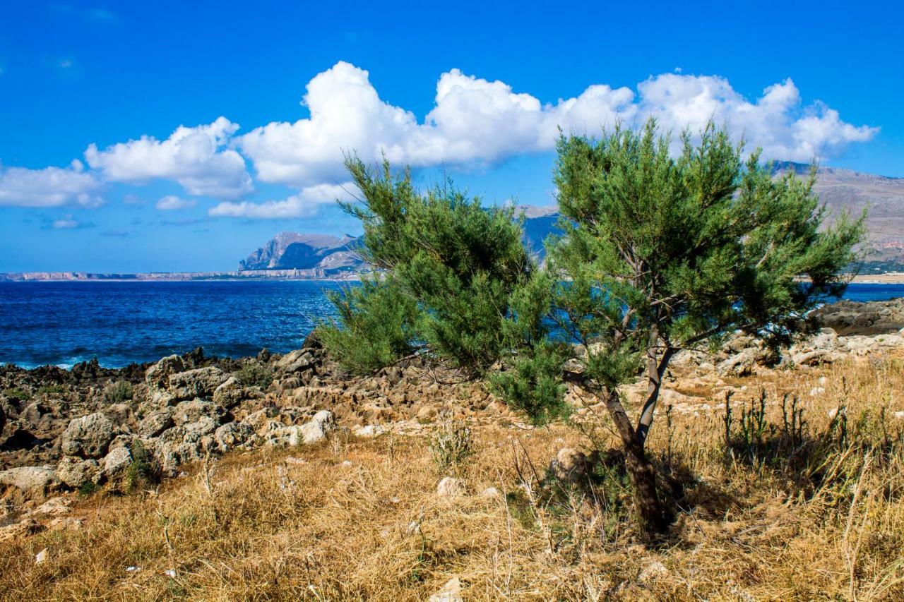 Case Vacanza Cristina Site In Antico Baglio E In Via Abruzzi N 161 San Vito Lo Capo Luaran gambar